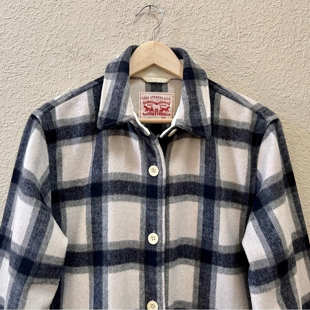 Levi’s Shacket Jacket Flannel Plaid Wool Oversized Button Up Blue Cream Large